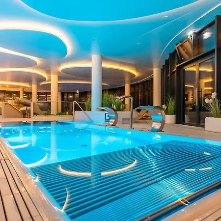 Wave, Polanki Aqua W Kolobrzegu, Free Garage, Swimming Pool, Sauna And Other! Kołobrzeg